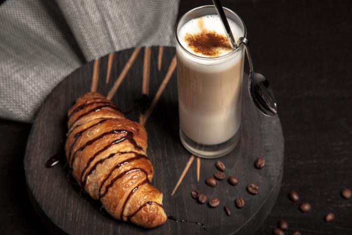 café croissant